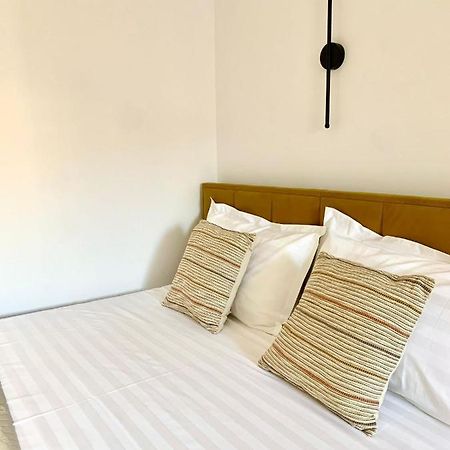Digital Nomad Central Ap Тирана Екстер'єр фото